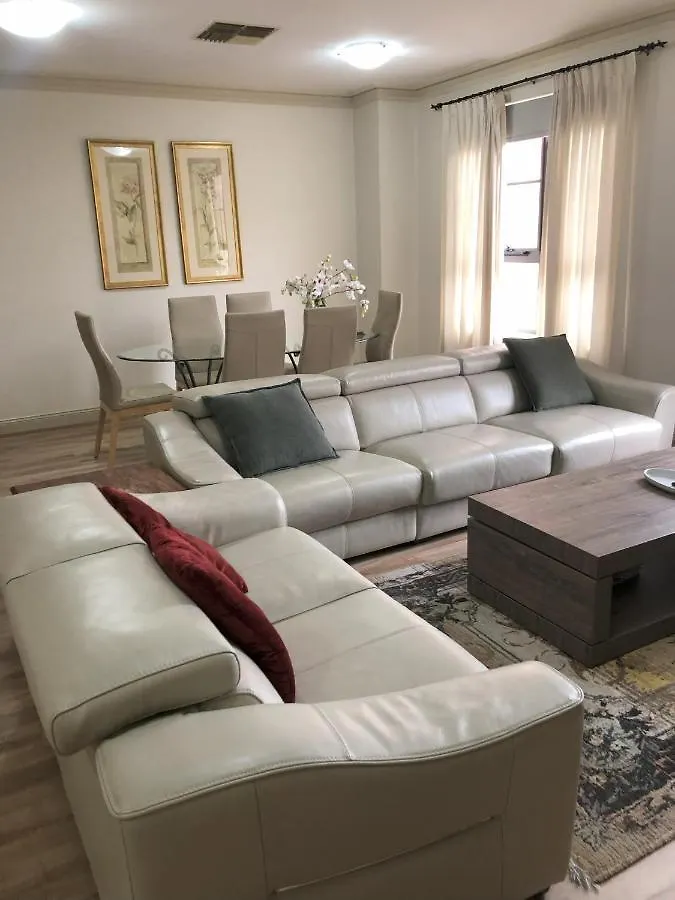 Superb Stay In Adelaides East End Αδελαΐδα