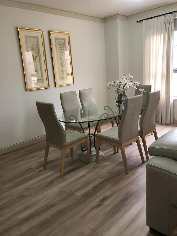 Superb Stay In Adelaides East End Apartment